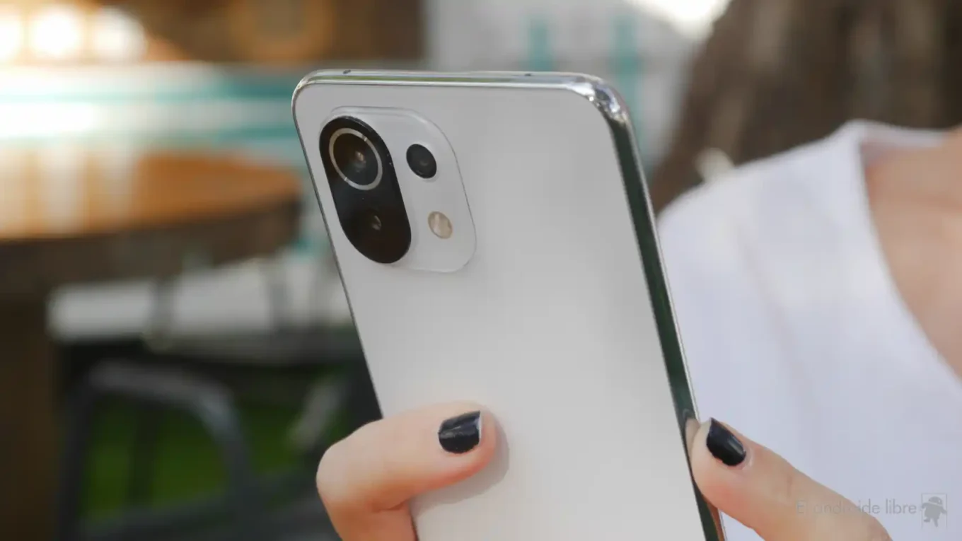 HyperOS 2.0 no Xiaomi 11 Lite 5G NE: Expansão Global Chegando em Mais Países! 10 Aparelhos Xiaomi com 4 Anos de Atualizações HyperOS