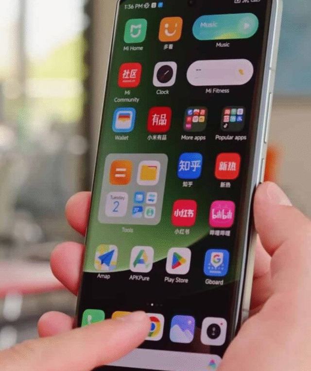 HyperOS Launcher 2.2: Transforme seu Xiaomi! Descubra a nova atualização que otimiza desempenho, personalização e a experiência do usuário. Baixe agora e sinta a diferença!
