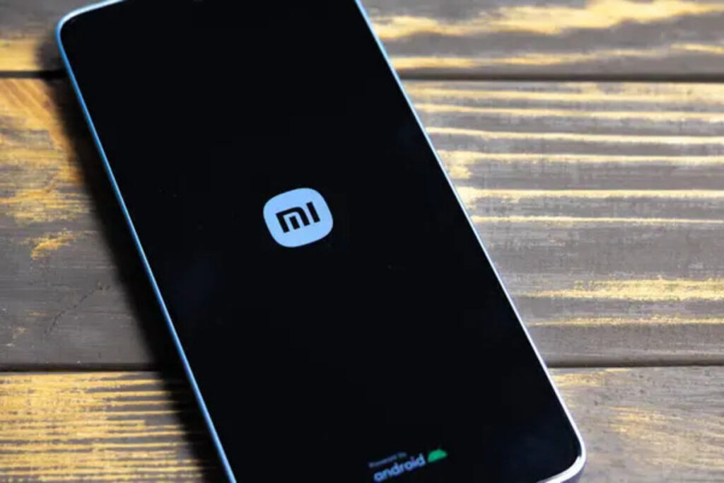 Xiaomi na lista EOL: 6 modelos que param de atualizar em 2026 2 Lista completa: Fim do suporte Xiaomi HyperOS para modelos. Saiba quais smartphones Xiaomi, Redmi e POCO foram descontinuados e como proceder se o seu estiver entre eles,esses smartiphones não receberão o Xiaomi HyperOS 3
