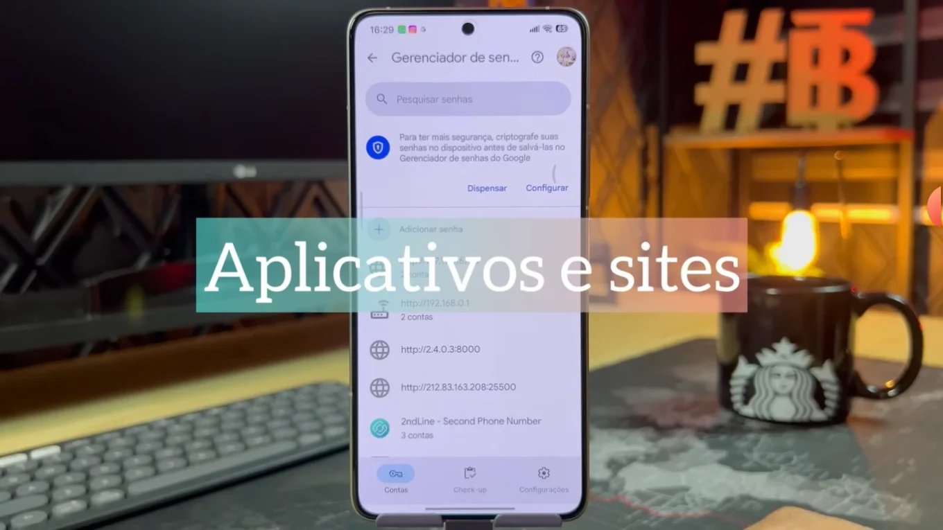Como ver minhas senhas salvas no Google Chrome celular Xiaomi 1 Tela de um smartphone Xiaomi exibindo o "Gerenciador de senhas" do Google, com a opção de pesquisar senhas e a lista de aplicativos e sites com credenciais salvas.