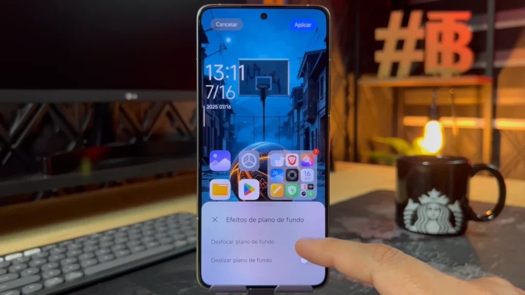 Tela de configurações mostrando a opção de como utilizar o recurso de Desfoque de Wallpaper: Efeito Profissional Simples do HyperOS 2.2