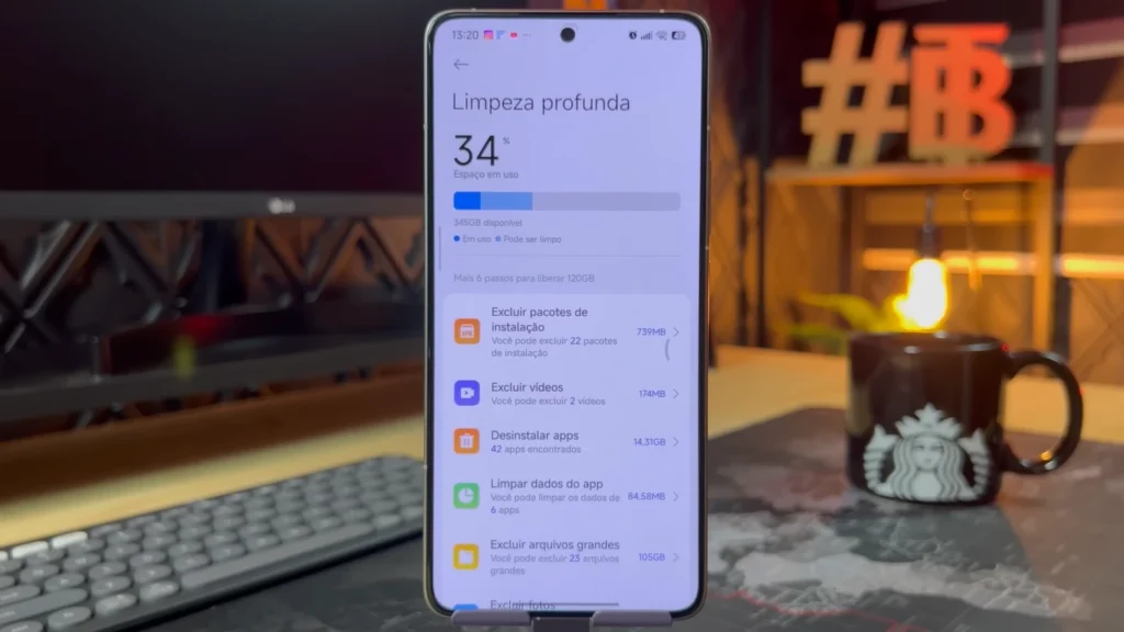 Tela mostrando as configurações e como utilizar o recurso de Limpeza Profunda no HyperOSl